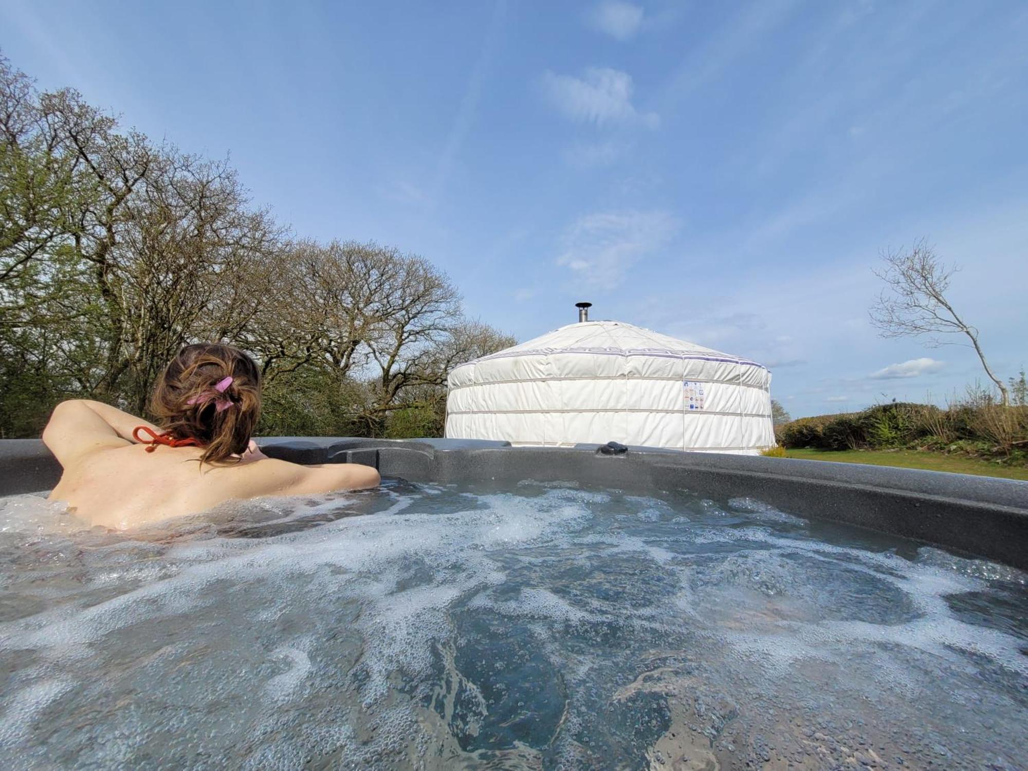 Gilfach Gower Farm Luxury Yurt With Hot Tub Otel Ammanford Dış mekan fotoğraf