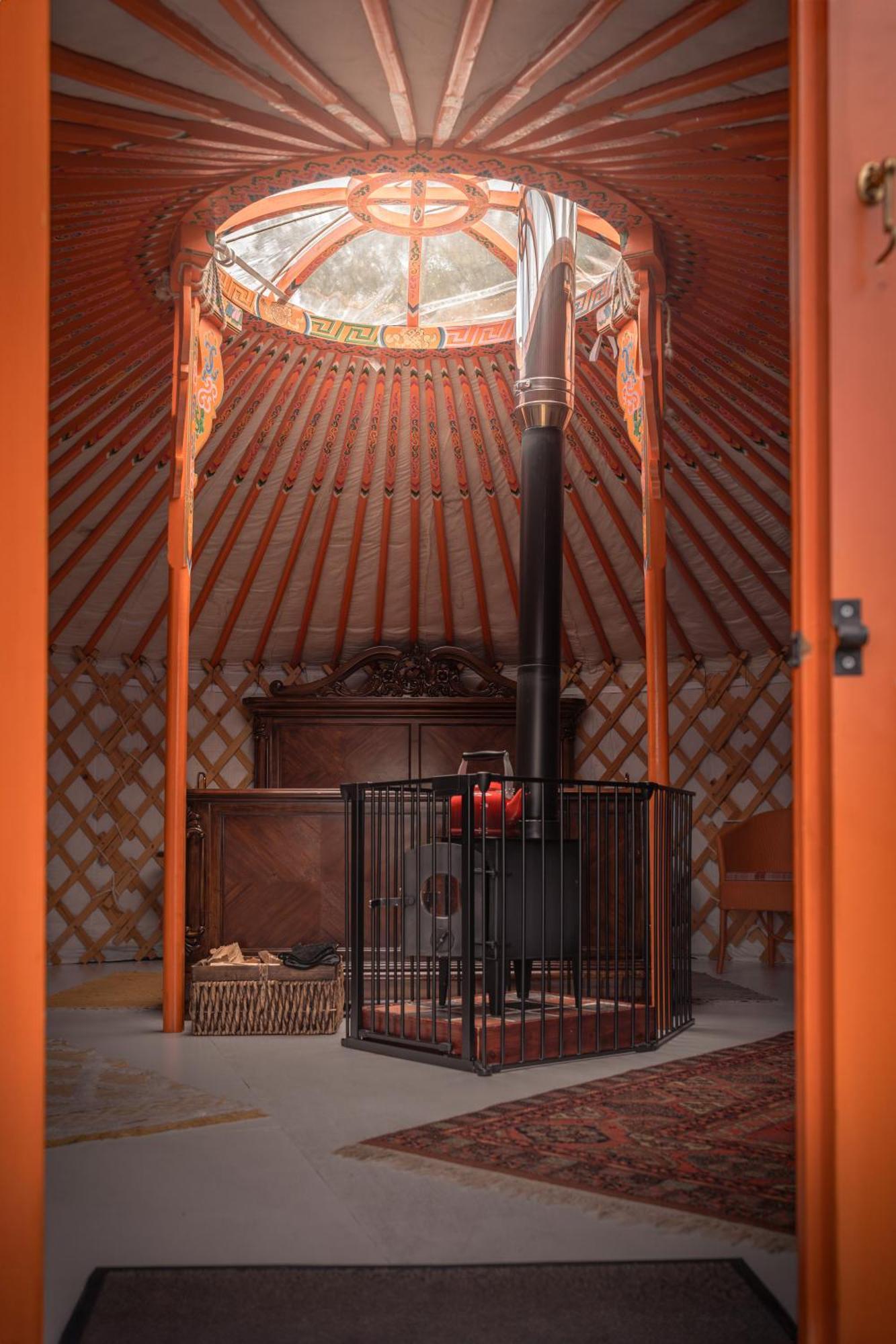 Gilfach Gower Farm Luxury Yurt With Hot Tub Otel Ammanford Dış mekan fotoğraf
